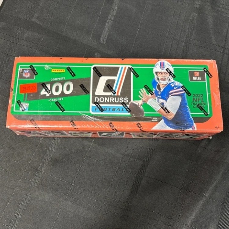 2022 パニーニ ドンラス NFL フットボール ファクトリーセット - 工場未開封 - 400枚｜トレーディングカード　ラフテル