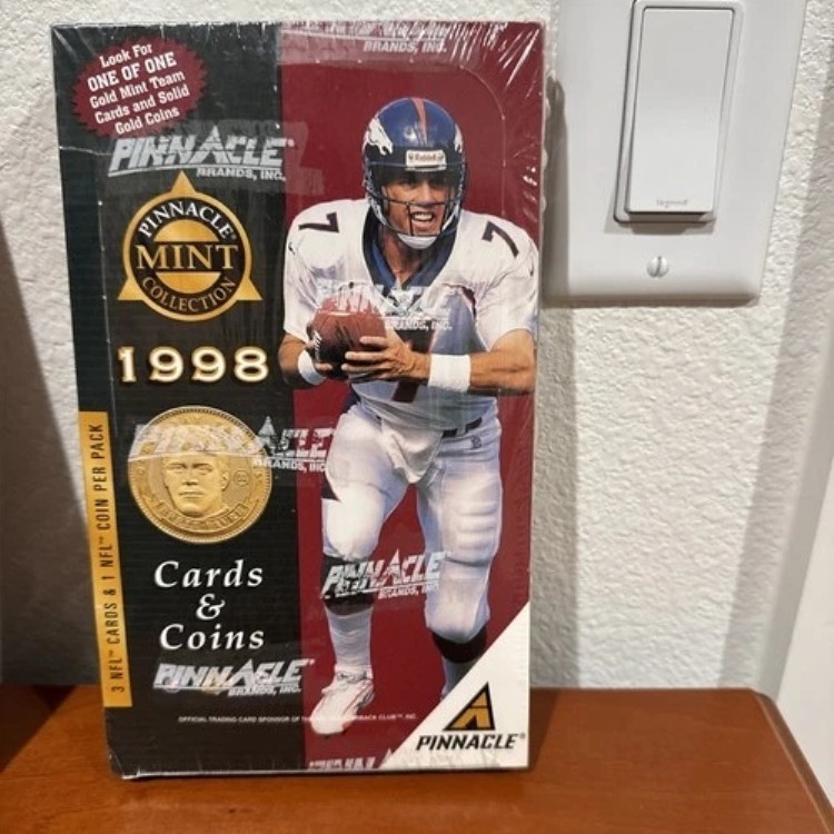 1998年 ピナクルミントコレクション フットボール 工場未開封 ホビーボックス 24枚入りコイン｜トレーディングカード　ラフテル