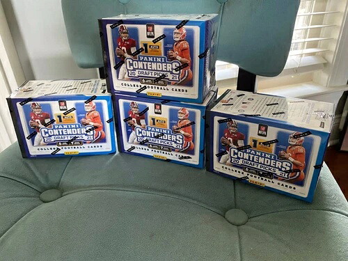 2021年 Panini Contenders ドラフトピック フットボールブラスター 4個 - 工場未開封|トレーディングカード ラフテル