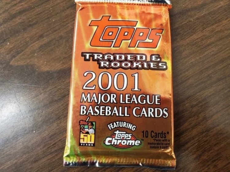 2001 Topps トレードベースボールカードパック - プホルス 700本塁打 - イチロー ルーキー - リフラクター｜トレーディングカード　ラフテル