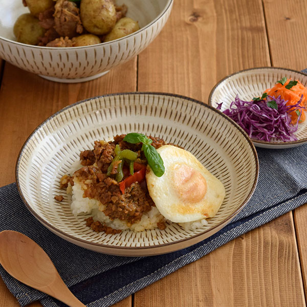 カレー皿 美濃民芸 おしゃれ プレート 和食器  食器 皿 お皿 パスタ皿 深皿 サラダ皿 煮物鉢 盛皿 深皿 ディナープレート 主菜皿 和 サラダ皿 素朴 ナチュラル 20cm 21cm モダン かわいい 可愛い