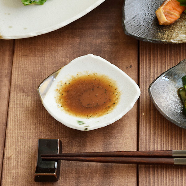 楽天市場】和食器 小鉢 変形菱型 金彩おりべ お皿 ボウル 深皿