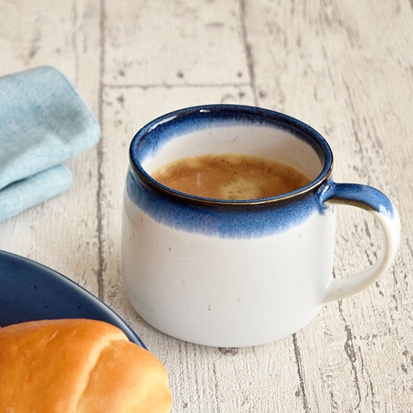 推奨 マグカップ 大 Pino ブルー ホワイトマグ コーヒーカップ おしゃれ カップ カフェ風 北欧 モダン コップ 珈琲カップ 陶器 大きい Chandigarhdaily Com