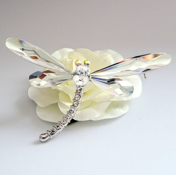 廃盤品！スワロフスキー ブローチ トンボ クリスタル ティリー 美品 箱付き SWAROVSKI スワロフスキー トンボ ブローチ クリスタル ワン