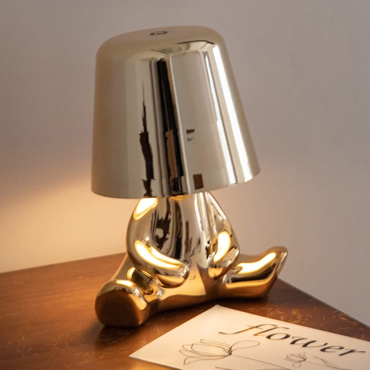 灯台 ステンドグラス 灯台型ランプ ナイトライト 常夜灯 小夜灯 ベッドサイド灯 楽天市場】ナイトライト 可愛い 置き型 小さな金の人 枕元 ライト