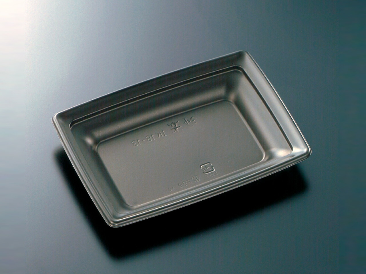 弁当容器 使い捨て CT沙楽 IK18-13 BK 身 【800枚本体蓋セット】 CT沙楽 IK18 13 お弁当箱 業務用 テイクアウト容器 弁当屋 お持ち帰り 宅配 レンジ対応