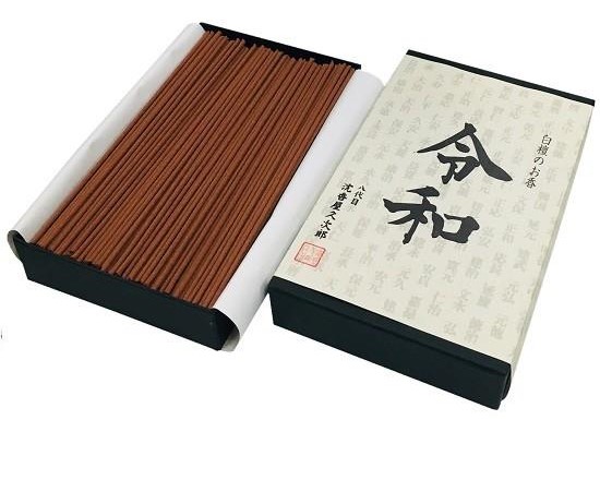 令和 白檀 平薔薇 70g 短寸 有煙香 31-1 御役目用 まとめ買い 大電気容量 線香-日用品雑貨・文房具・手芸-仏壇・仏具・神具