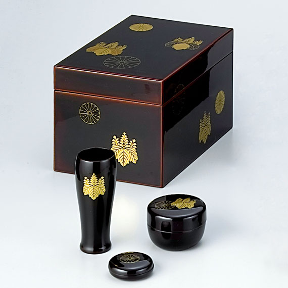 蒔絵師　細川司光作　雪月花蒔絵　利休茶箱　美品　共箱　茶道具　送料込 楽天市場】【茶器/茶道具 茶箱道具】 利休茶箱 真塗り 花丸 細川