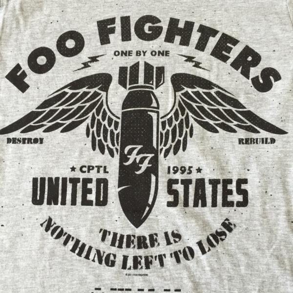 楽天市場 ロックtシャツ バンドtシャツ Foo Fighters There Is Nothing Left To Lose レッド フジロック 夏フェス Tシャツ Rock メンズtシャツ Tシャツ Revivals Gallery