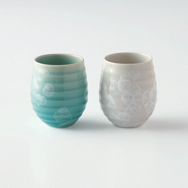 送料無料 引出物 たち吉 月華 使えるうつわ 夫婦湯呑 ペア 桐箱入 043 0003 手作り 御祝 湯飲み 湯のみ 御祝い 人気 和食器 たちきち 株式会社たち吉 京焼 清水焼 手作り 結晶釉が美しい夫婦湯呑