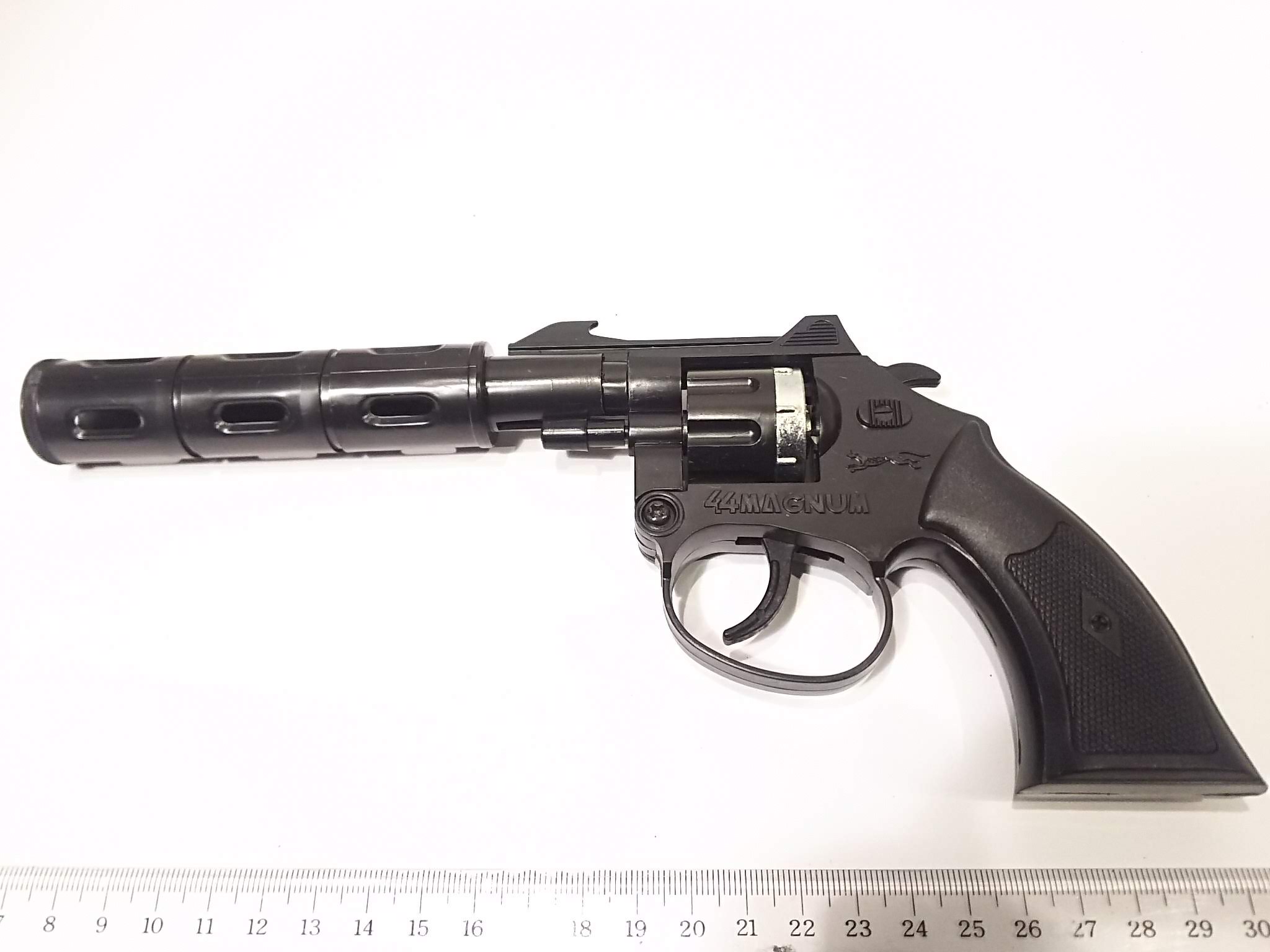 8セキデンコルト 2個セットMCA300トイガン ピストル 拳銃 モデルガン 8セキデンコルト 2個セットMCA300トイガン ピストル 拳銃 モデル