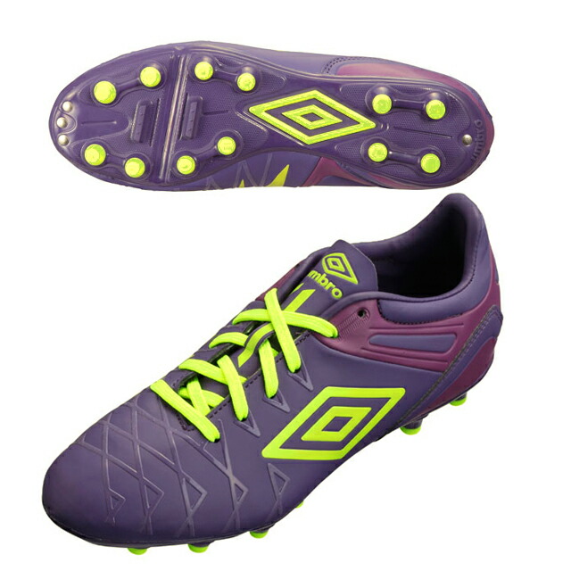 umbro spike shoes