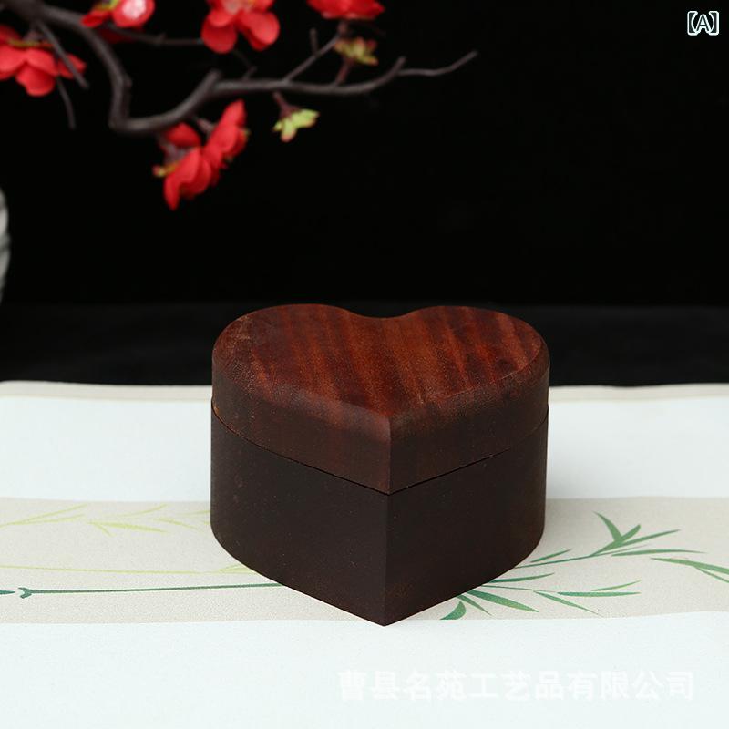 指輪ケース レディース 木製 ハート型 収納ボックス 小物入れ 磁気吸着式 蓋付き アクセサリーケース 木目 おしゃれ かわいい インテリア雑貨 収納用品 宝石箱 プレゼント用 ディスプレイ用 小型 コンパクト 携帯用 ジュエリーケース ネックレスケース ｜暮らしのお手伝い