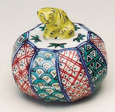 楽天市場】茶道具 香合 色絵 干支亥香合 高野 昭阿弥 : お茶・茶道具