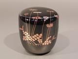 【 茶道具・棗 】 中棗　蓮華（れんげ）草蒔絵 井上隆敏作