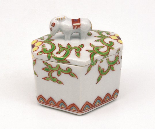 楽天市場】＜茶道具・香合＞令和8年 干支香合 午 昭峰作 可愛らしい