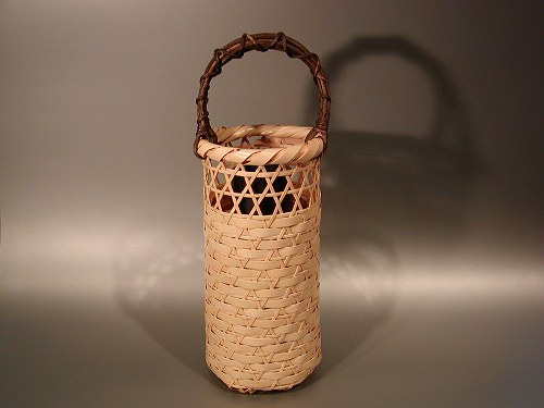 茶道具　竹かご花入<BR>せせらぎ籠（小）、<BR><br>京都　松本頌竹（しょうちく）作、<BR>紙箱入　新品。