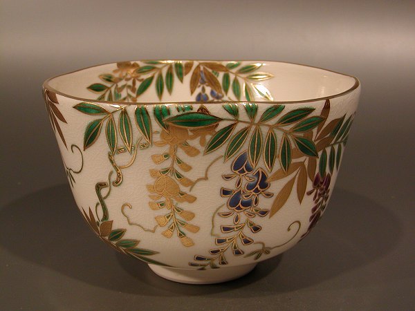 茶道具　抹茶茶碗　 色絵　藤画 相模竜泉作