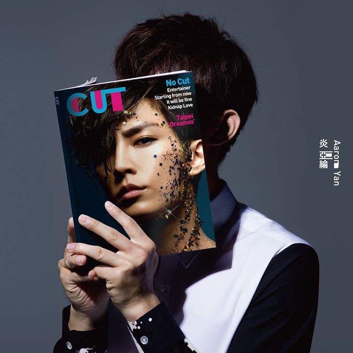 アーロン直筆サイン入り2Lサイズ写真…Aaron Yan…飛輪海