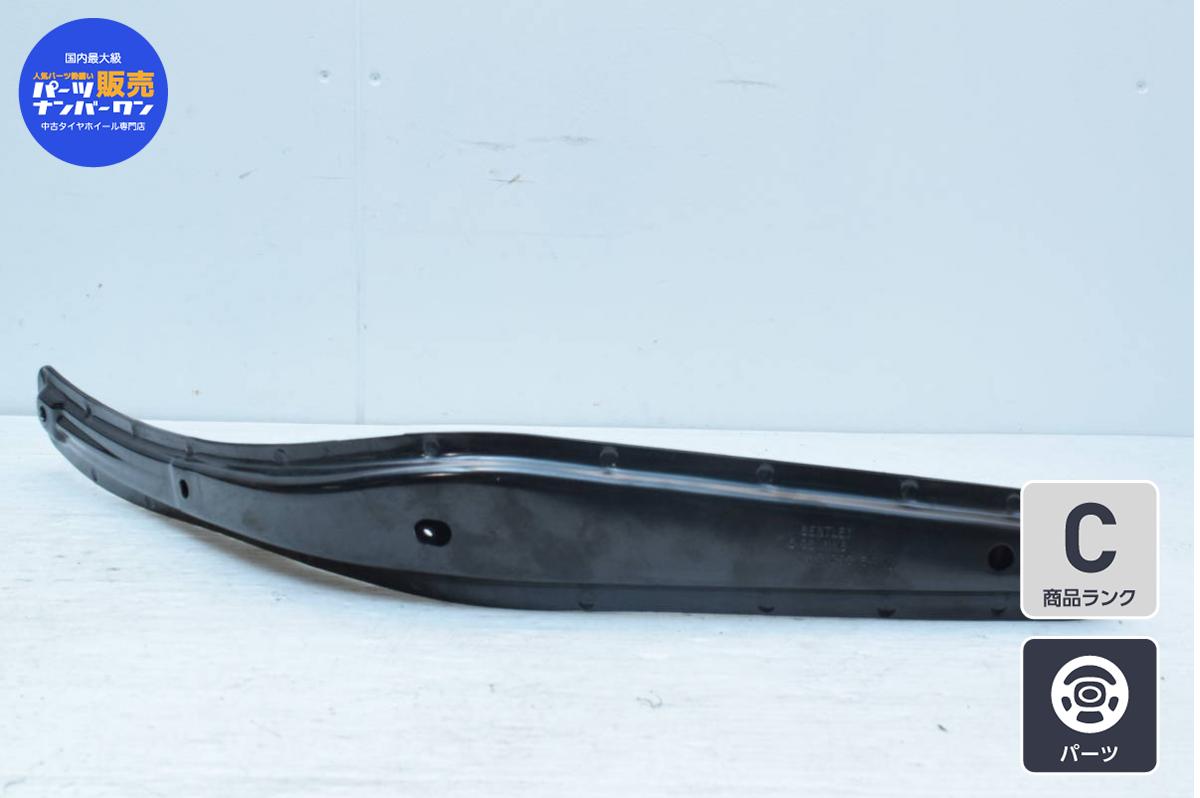 中古 ベントレー用 グリルブラケット 1個【A14192】 8,890円