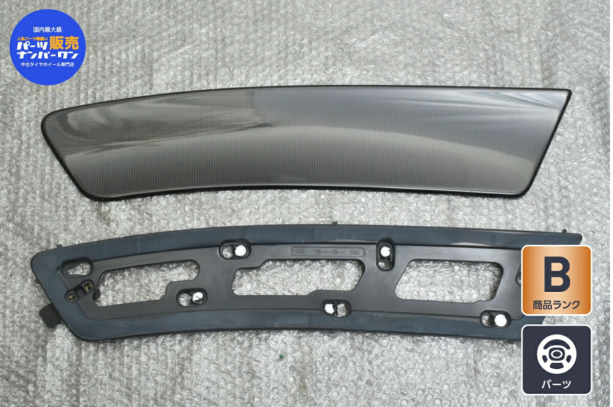 中古 フェラーリ カリフォルニア 純正 右側 ドアパネル カーボン製 81679000