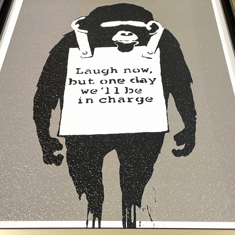 P10倍 バンクシー 絵 壁掛け 大型 絵画 アートポスター 大きい 壁画 アートパネル アンティーク風 Banksy Now Laugh 約50cm 作品 ゴリラ イラスト 動物 53 ラフナウ2 アートフレーム さる 無機質 モダン おしゃれ 猿 北欧 フレーム付き