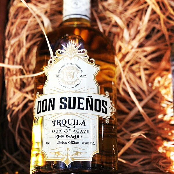 正規品プレミアムテキーラ ドン 樽熟成９ヶ月御結婚御祝 レポサド 結婚式 100 ブルーアガベ スエノス 750ml箱なし 内祝