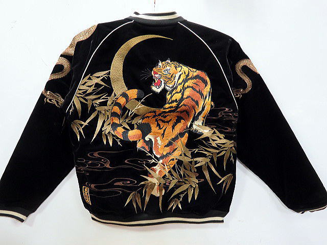 新品 クローズ コラボ ピンナップガール スカジャン スカルワークス 刺繍 XL 新品 クローズ コラボ ピンナップガール スカジャン スカル