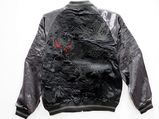 絡繰魂 漆　URUSHI　八咫烏 邂逅　リバーシブルスカジャン　和柄　カラクリ魂  KARAKURI 楽天市場】URUSHI 絡繰魂 漆 八咫烏 邂逅リバーシブルスカジャン 和柄