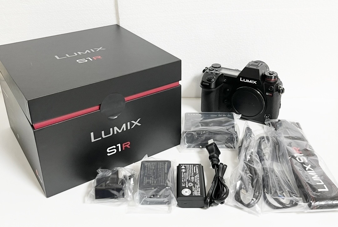 パナソニック(Panasonic) デジタル一眼カメラ LUMIX DC-S1R ボディ DC-S1R-K 【中古】【非常に良い】【25800403061666】