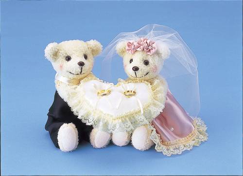 【完成品】クマのリングピロー [RP-2 (ピンク)]　【パナミ手芸メーカー直販　タカギ繊維】