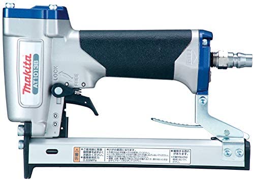 楽天市場】【マキタ MAKITA】 AT1025BZK エアタッカー 10mm : 家づくり