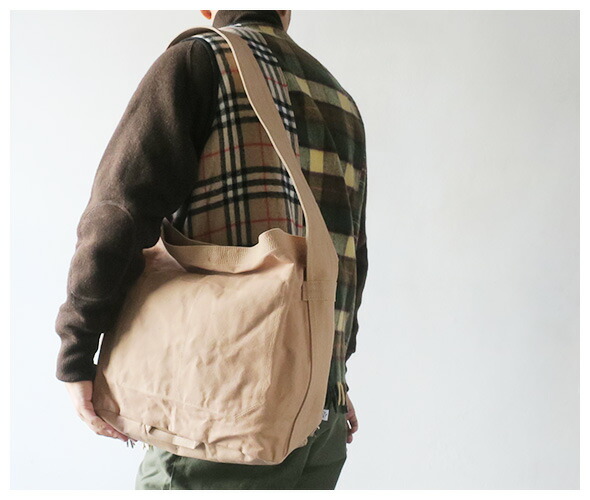 大流行中 Type タイプ ワンショルダーバッグ メンズ レディース One Shoulder Bag Type 003 ユニセックス 即納最大半額 Expeditionhimalaya Com