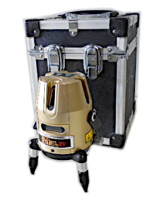【中古】 Tajima タジマ レーザ墨出器 GT2bZi ※受光器皆無※ / レーザ気泡管水準器 墨出し器