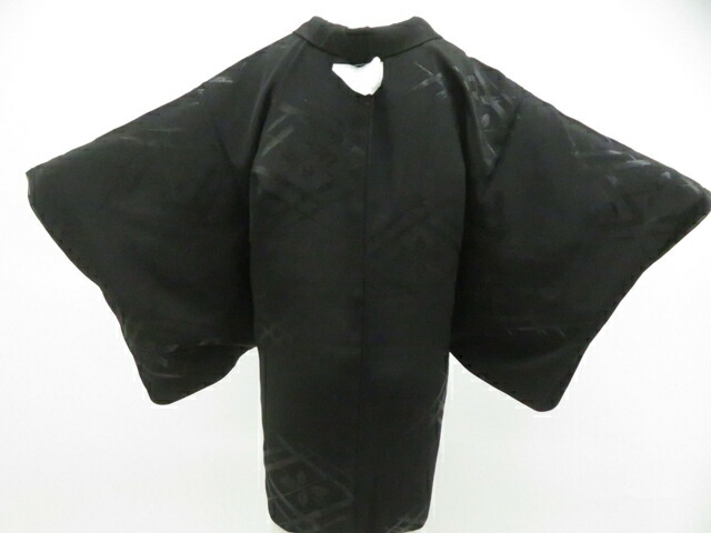 【中古】リサイクル着物 黒羽織 一つ紋 しつけ付 羽織紐付 正絹 着物 美品 身丈約79.5cm 裄丈約62.5cm kyo7z12-1569【リサイクル】宝の山