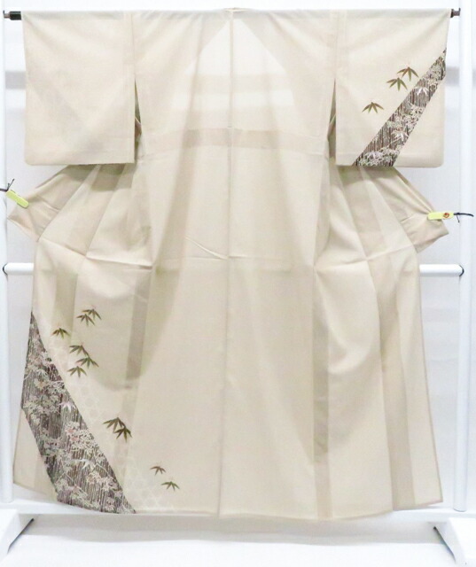 最大70%OFF【中古】リサイクル着物 付下げ 夏物 夏 絽 笹 着物 身丈約157.5cm 裄丈約64cm kyo8z01-127【リサイクル】宝の山