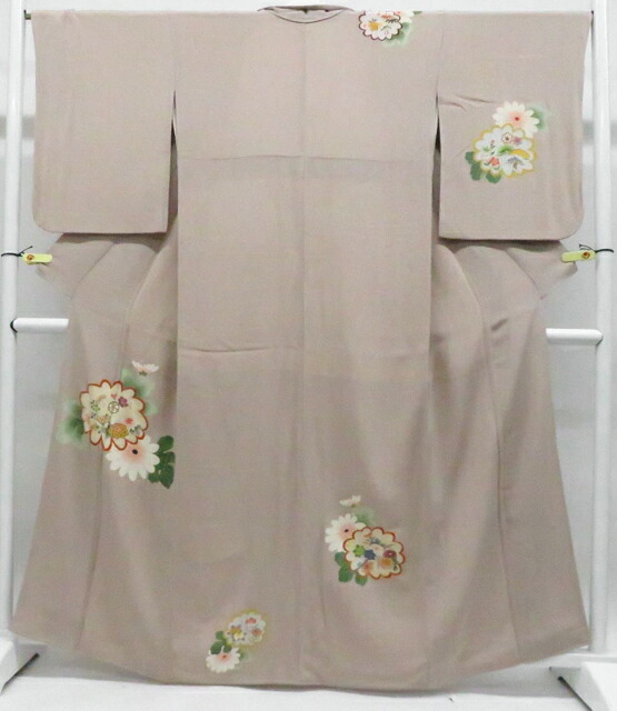 【中古】リサイクル着物 付下げ ちりめん 金彩 花 正絹 着物 身丈約161.5cm 裄丈約66.5cm kyo8z04-583[仕立て上がり 和服 アウトレット リサイクル着物 入学式 卒業式 結婚式 母 七五三 お宮参り パーティー ランチ 通販 アイディーネット きもの]宝の山