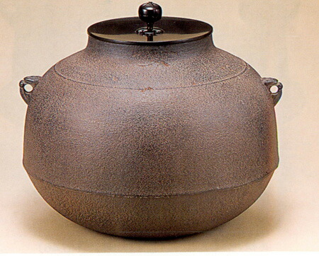 炉釜（広口政所釜） 広口政所釜（大炉用） | すべての商品 | 淡交社 茶道具と茶席の