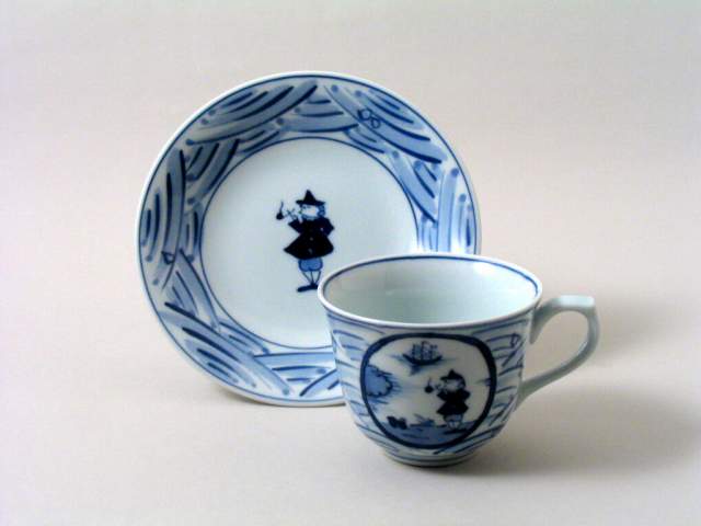 楽天市場】【有田焼】【青花】【しん窯】五人異人そば型コーヒー 碗皿