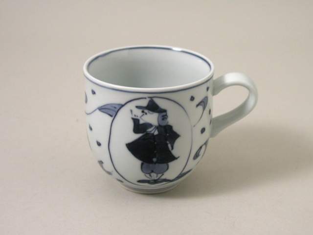 楽天市場】【有田焼】【青花】【しん窯】五人異人そば型コーヒー 碗皿