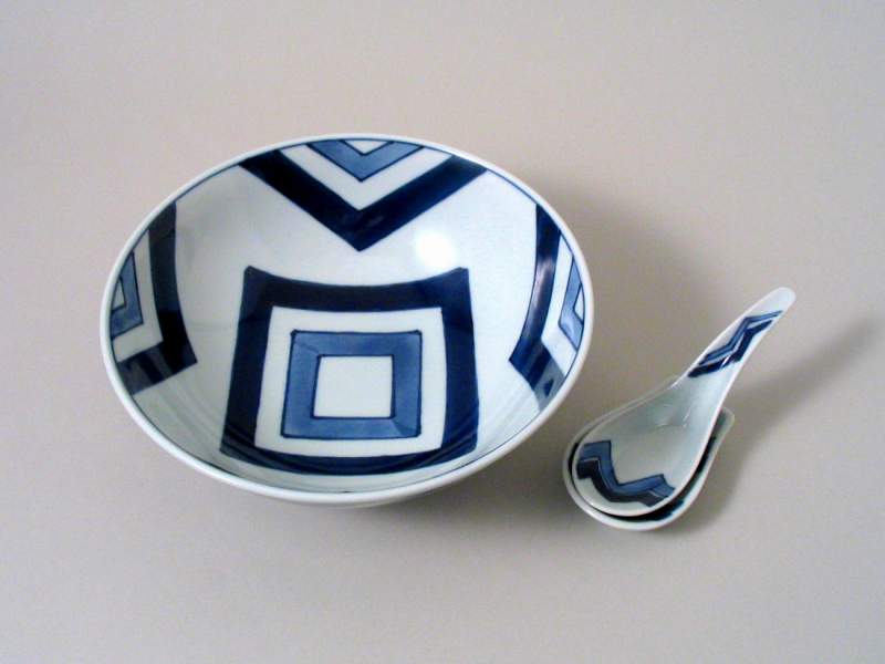 楽天市場】【有田焼】【青花】【しん窯】異人づくし5寸深丼 【ギフト