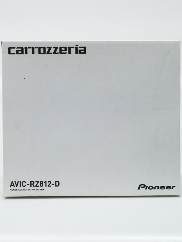 ○新品未使用○carrozzeria・楽ナビ・AVIC-RZ812-D・180mm(7V型