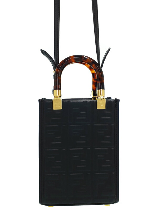 ★送料関税込★FENDI ステップアウト バケット ショルダーバッグ Fendi】ステップアウト ミディアム バケット バッグ 2色 (FENDI