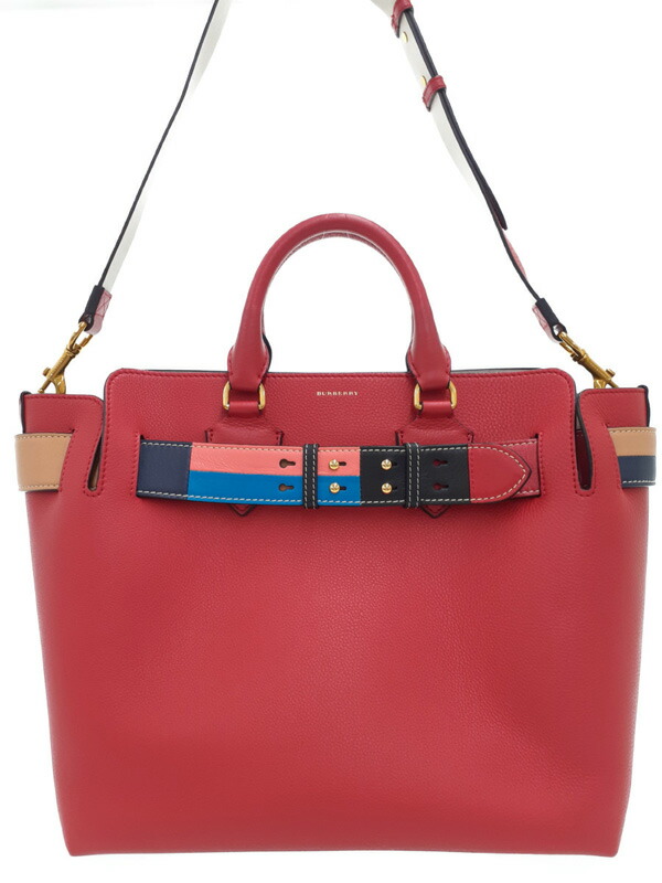 未使用近い美品29万。BURBERRY　ベルトバッグ　ショルダー付きバッグ 未使用近い美品29万。BURBERRYベルトバッグショルダー付きバッグ