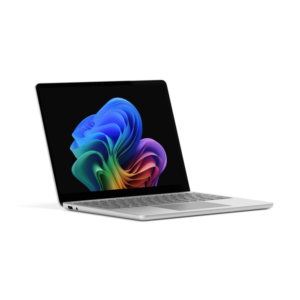 【法人限定】EP2-31790　【Arm版Windows】Surface Laptop 13 インチ(CPU: Snapdragon X Plus X1P-42-100/24GB/SSD・1TB/ODDなし/Windows 11 Pro/MS365評価版プリインストール/13型/プラチナ)｜Take1　店 185,750円