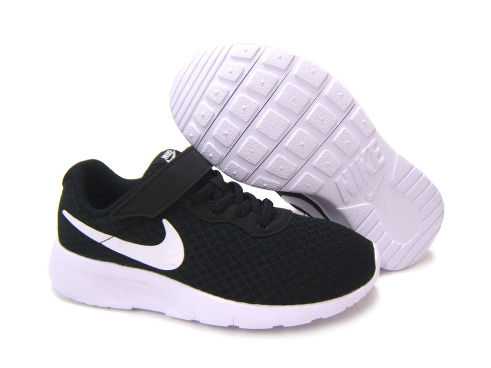 nike tanjun psv