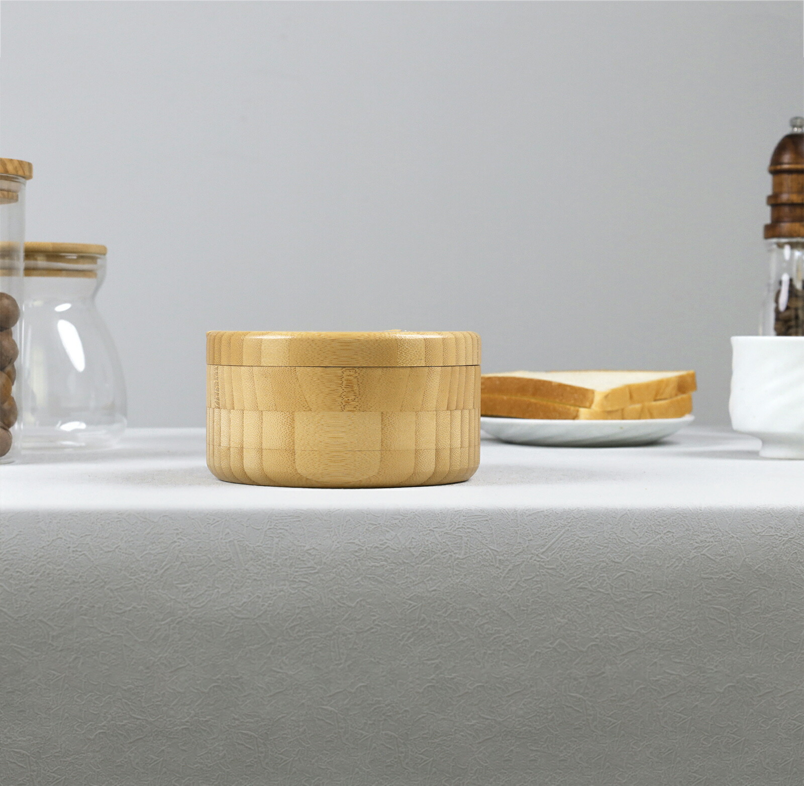 Htb 調味料入れ スプーン付き 塩入れ ふた付き 2つ仕切り 薬味入れ 調味料ケース かわいい おしゃれ 調味料ポット 使いやすい 330ml 調味料