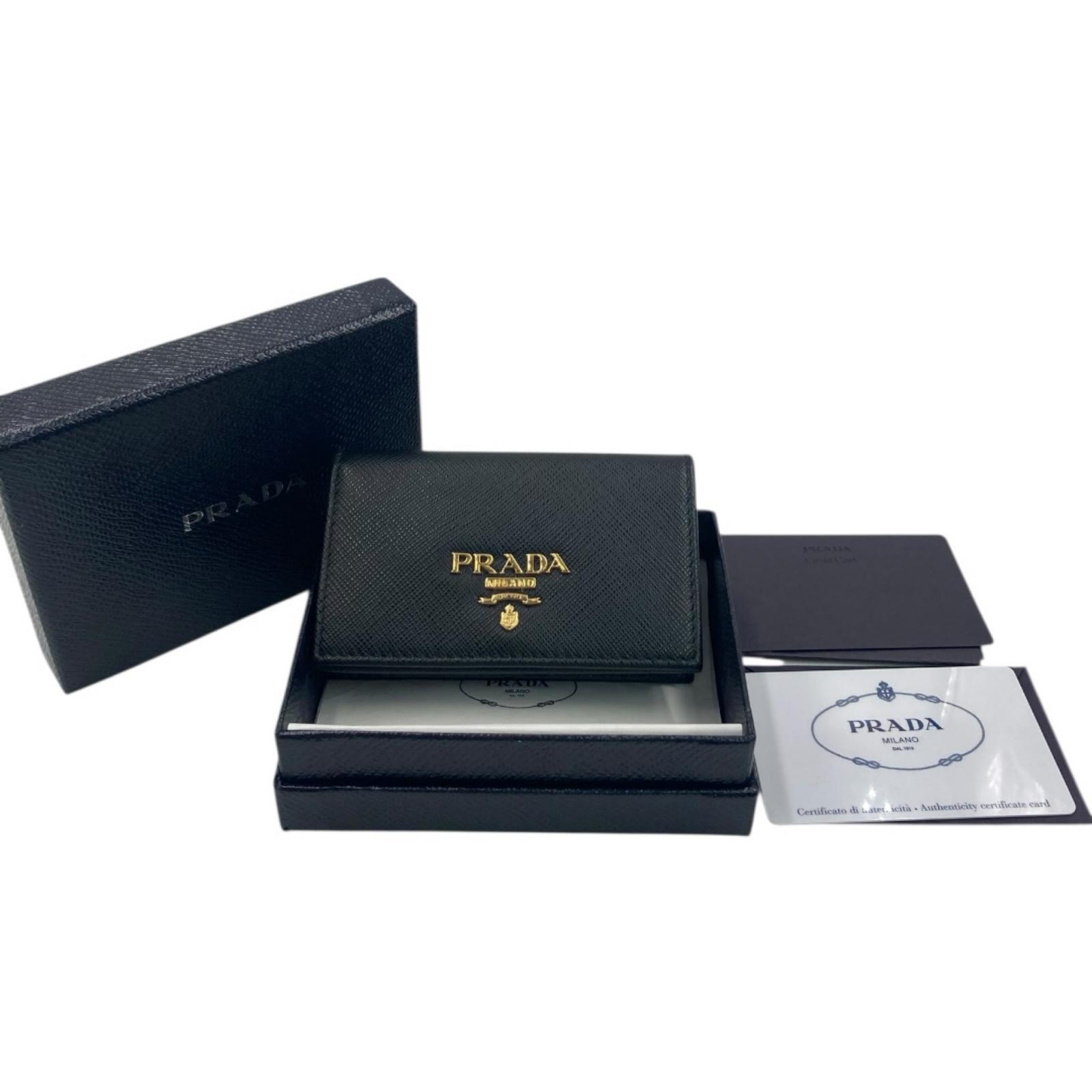 楽天市場】プラダ カードケース マチ付き名刺入れ サフィアーノメタル