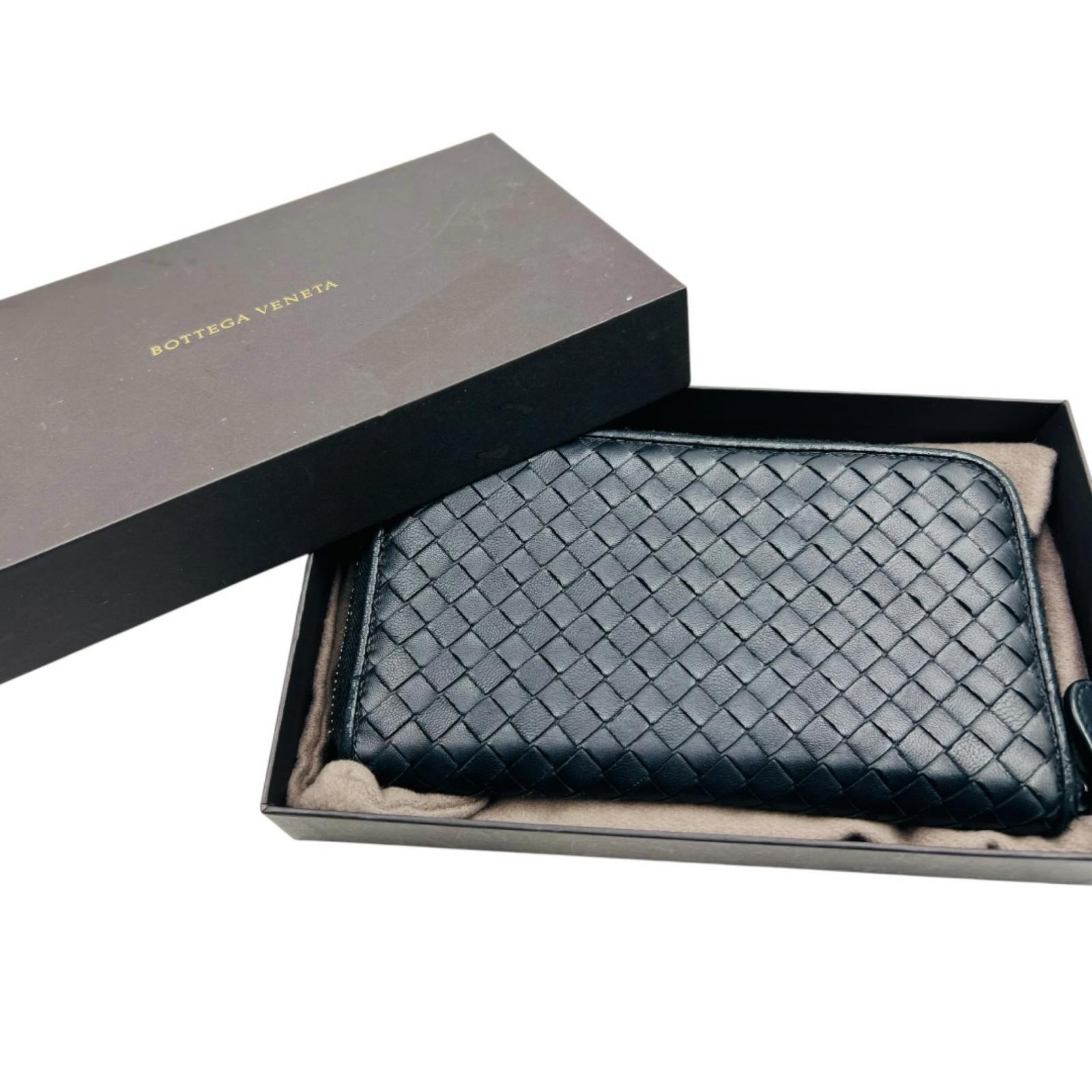 BOTTEGA VENETA  ボッテガ イントレチャート 長札入れ 黒いこと