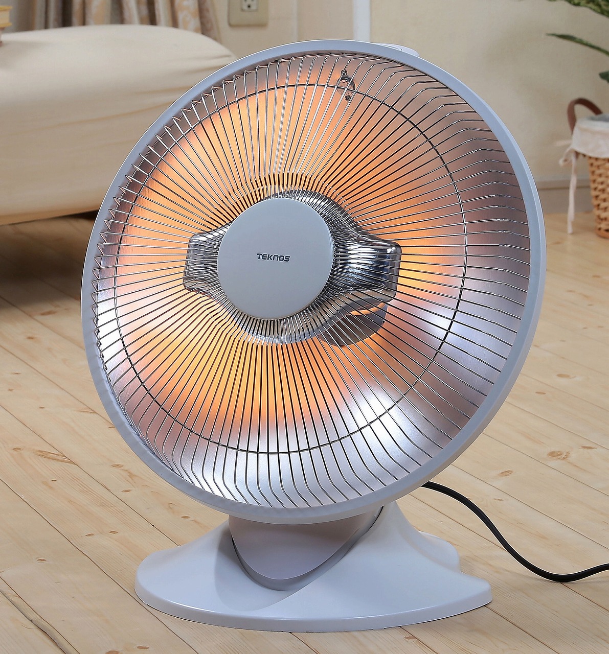 【貨物輸送無料】放物線型ハロゲン暖房器 暖房器 明かり暖房器 暖房器 ミニ パウダーコンパクト 放物線 今めかしい か細い 小型 生あたたかい 遠赤外線暖房器 遠赤外線暖房器 明かり暖房器